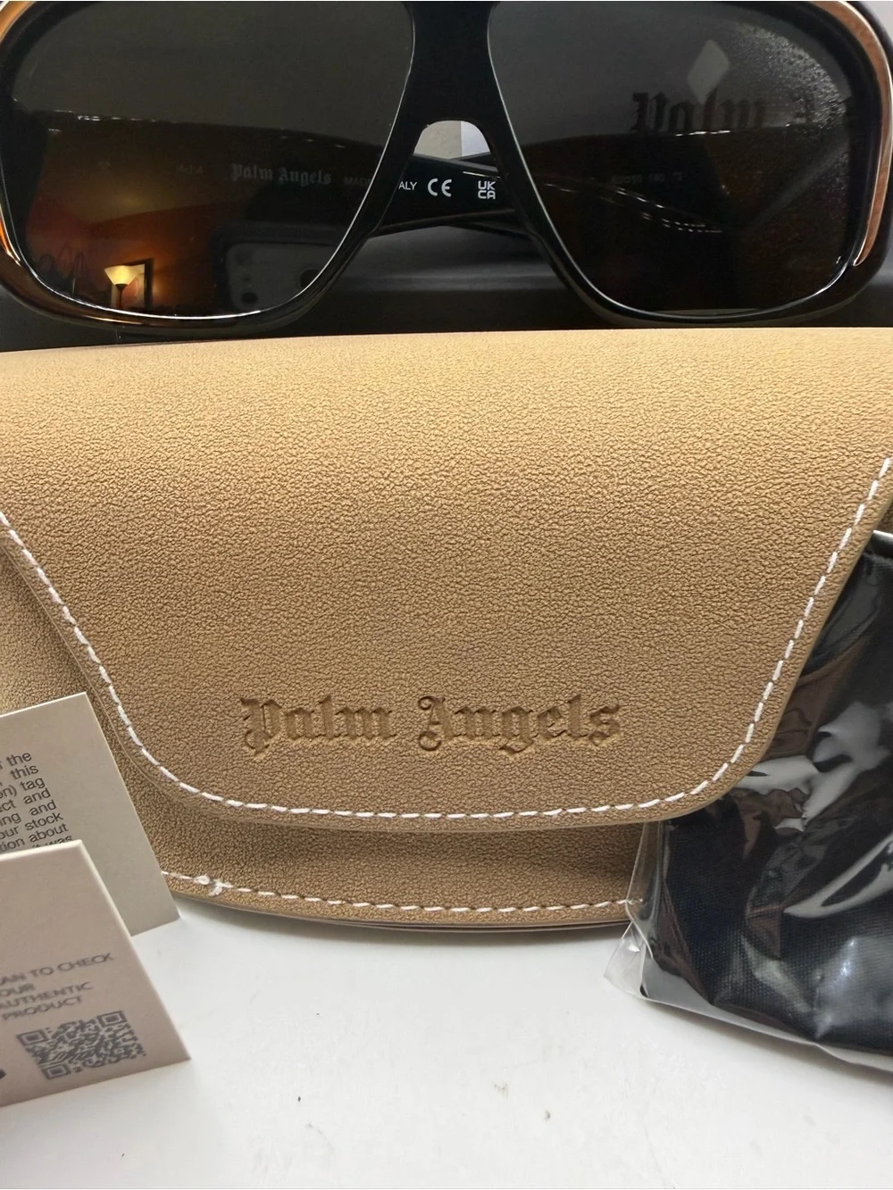 Palm Angels Sunglasses with Tan Leather Case - Black Lenses